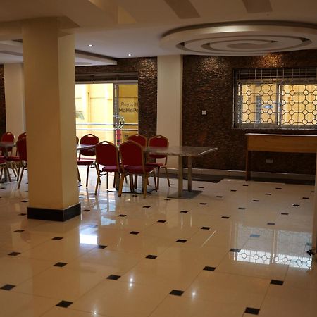 Royal Park Hotel Jinja Esterno foto