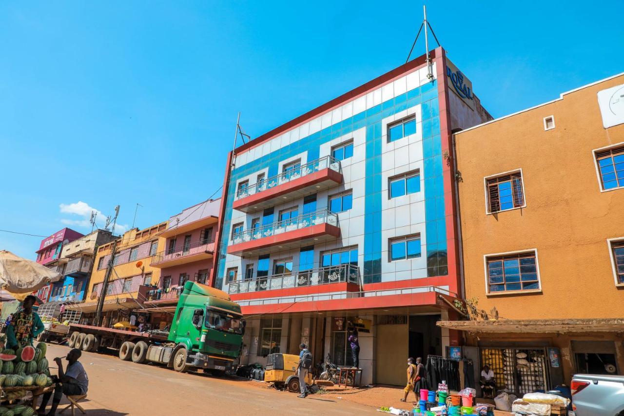 Royal Park Hotel Jinja Esterno foto